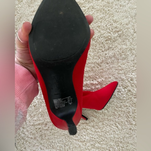 Red stiletto sock bootie - Picture 11 of 15